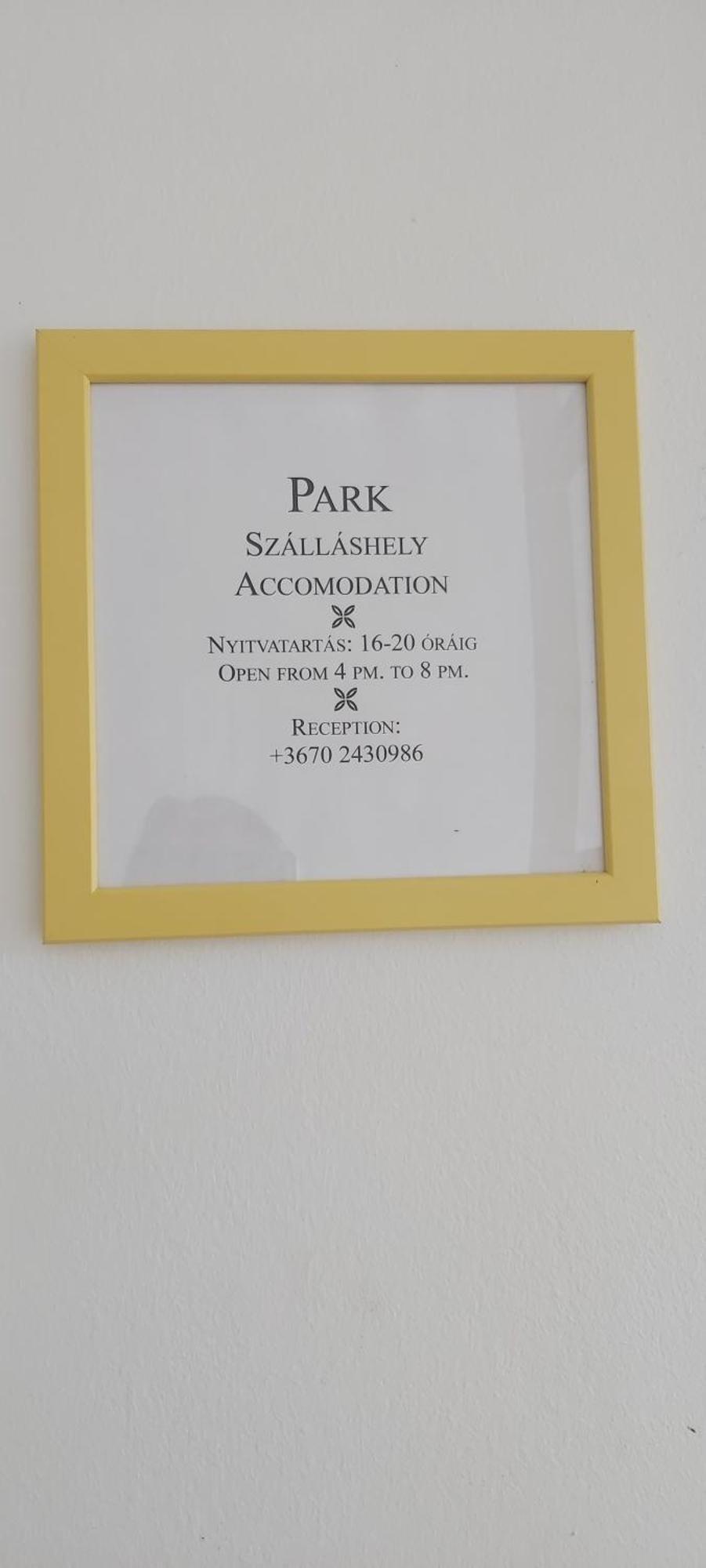 Park Vendeghaz Hotel Кескемет Екстериор снимка